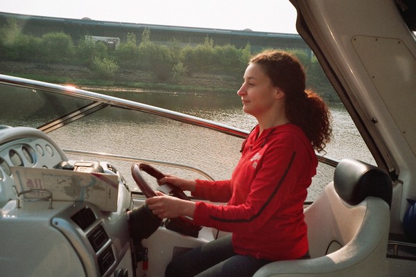 imm008_10.jpg