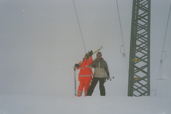 imm011_12A.jpg